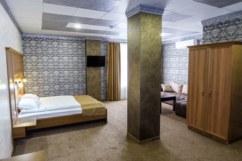Hotel Elit Pernik Kültér fotó