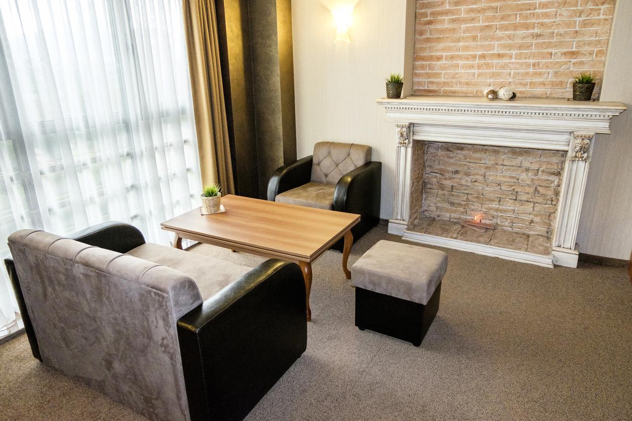 Hotel Elit Pernik Kültér fotó